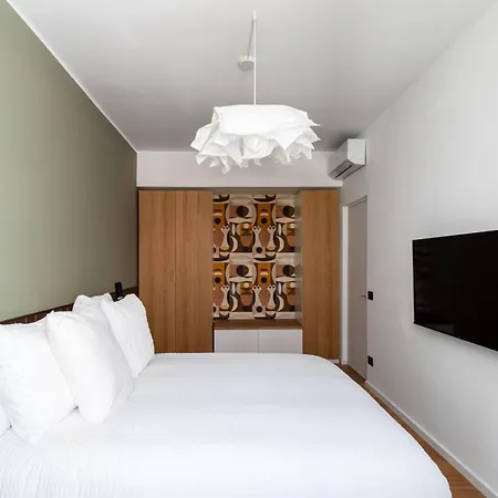 Cereate Aparthotel